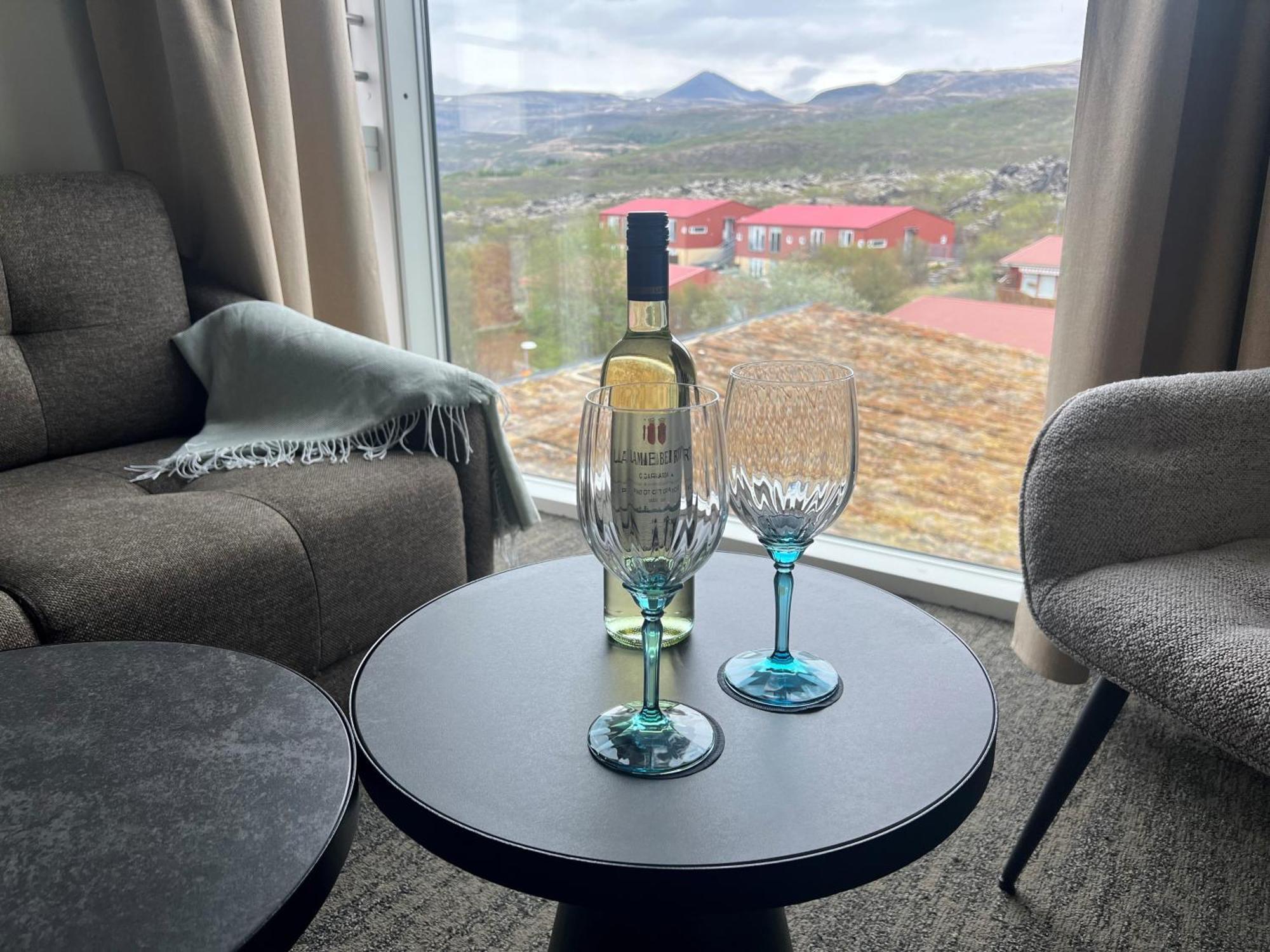 Hotel Bifroest Экстерьер фото