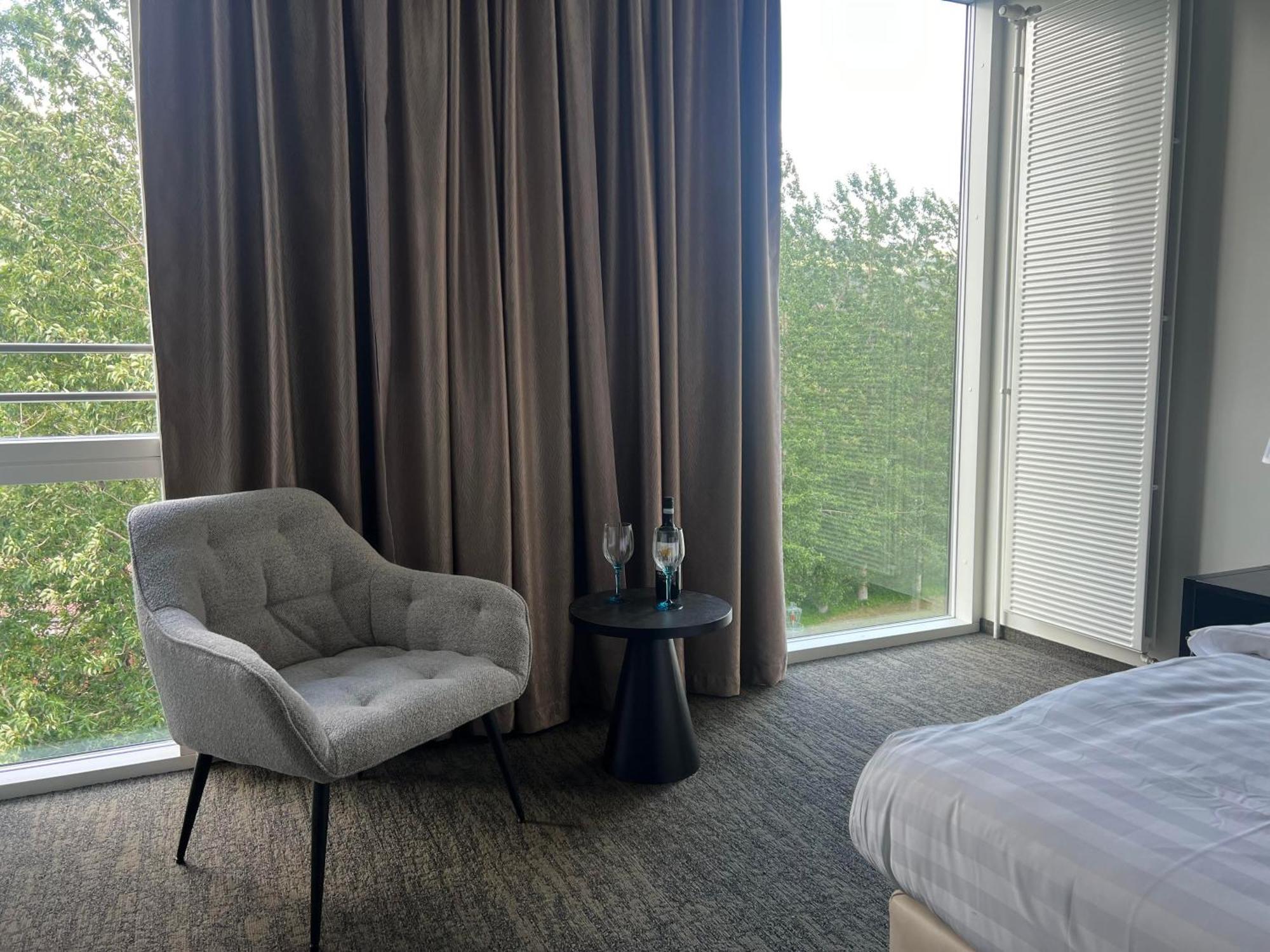 Hotel Bifroest Экстерьер фото